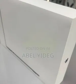 New Laptop Apple MacBook Air 16GB Apple M4 SSD 512GB