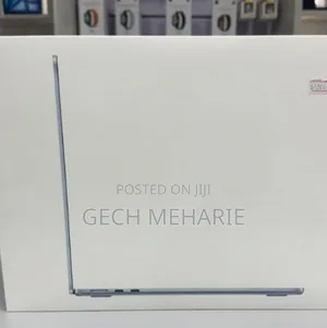New Laptop Apple MacBook Air 2024 M3 13-Inch 16GB Apple M4 SSD 256GB