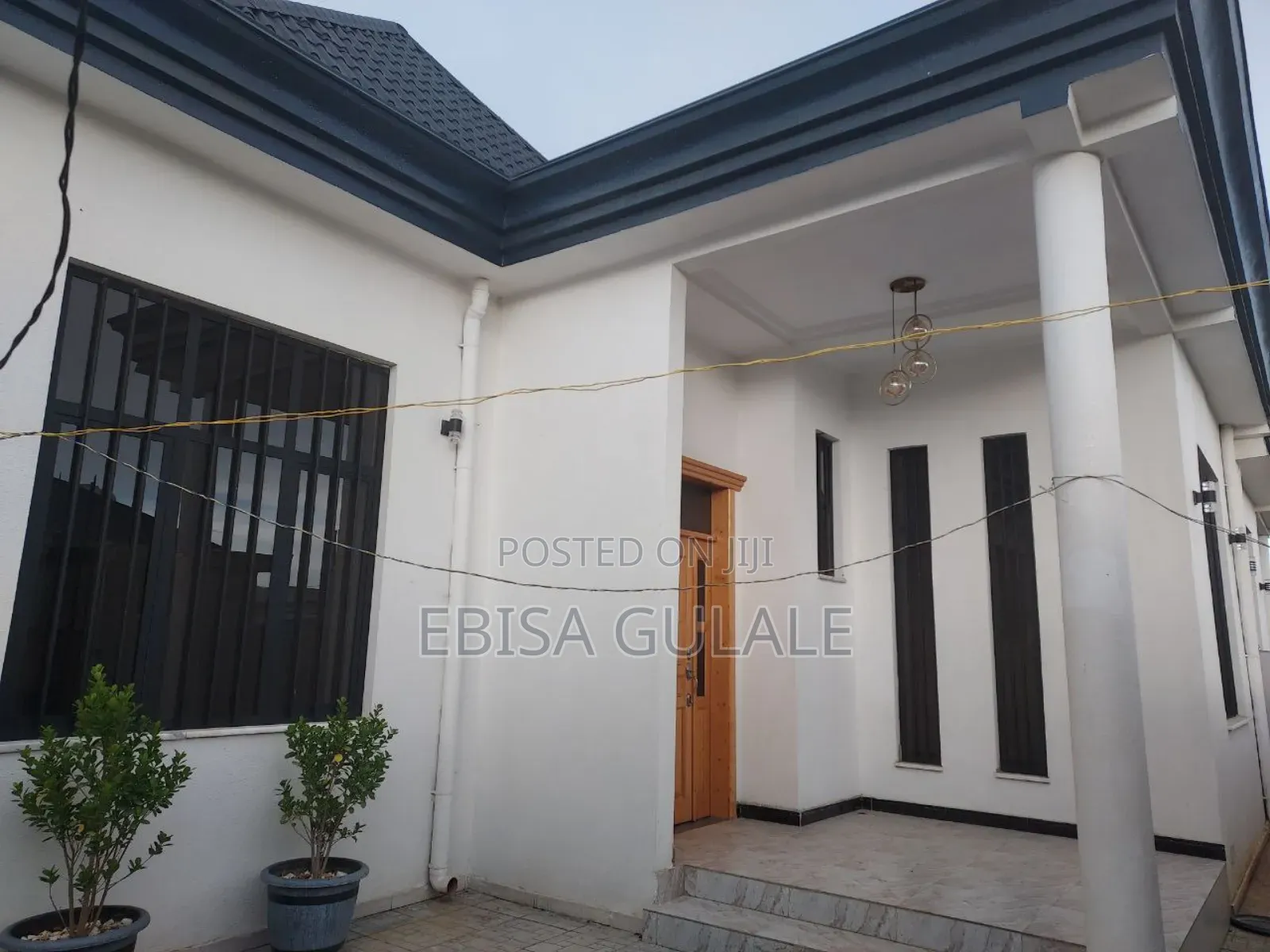 Furnished 4bdrm Apartment in Yeka for sale