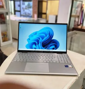 New Laptop HP Pavilion 13 X360 16GB Intel Core I7 SSD 512GB