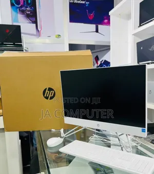 New HP 200 G4 22 All-in-One 8GB Intel Core I7 SSD 512GB