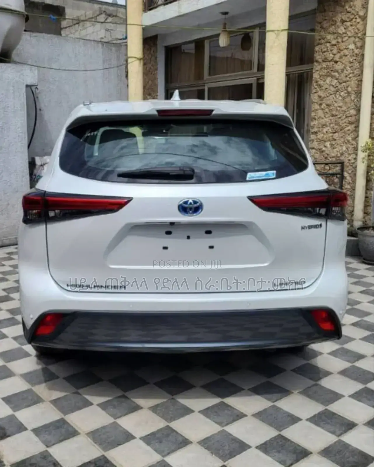 New Toyota Highlander Hybrid 2024 White