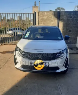 Peugeot 5008 2021 White