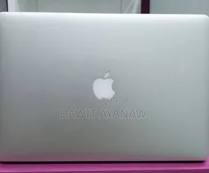 New Laptop Apple MacBook Pro 2017 16GB Intel Core I7 SSD 256GB