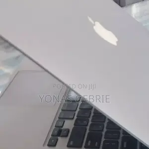 New Laptop Apple MacBook Pro 2015 16GB Intel Core I5 SSD 512GB