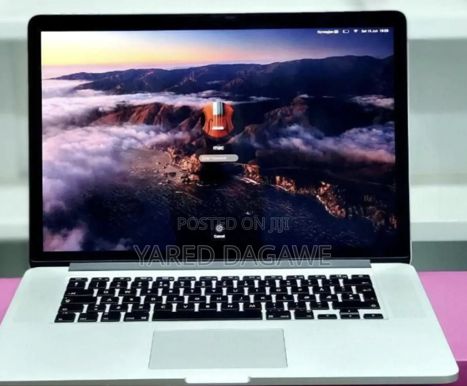 New Laptop Apple MacBook Pro 2015 16GB Intel Core I7 SSD 256GB