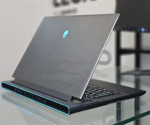 New Laptop Alienware M15 r3 16GB Intel Core i7 SSD 1T