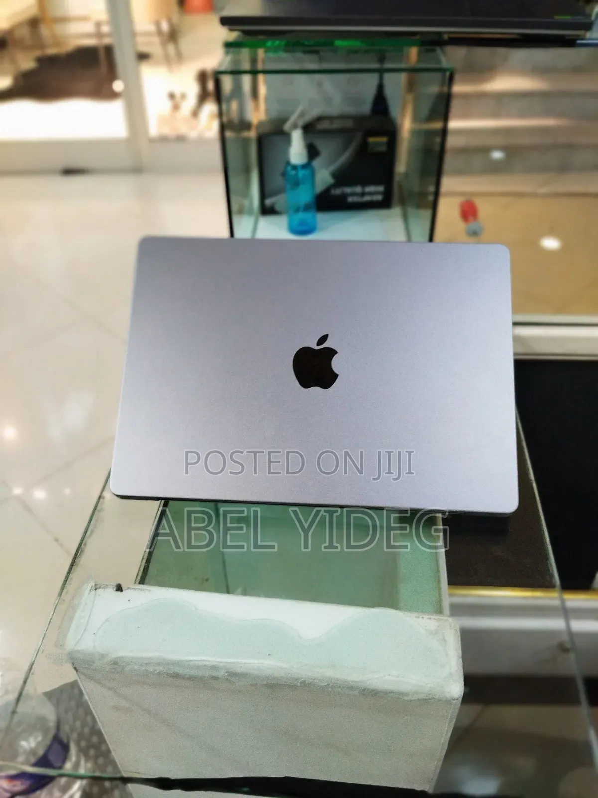 New Laptop Apple MacBook Pro 2021 M1 16GB Apple M1 Pro SSD 1T