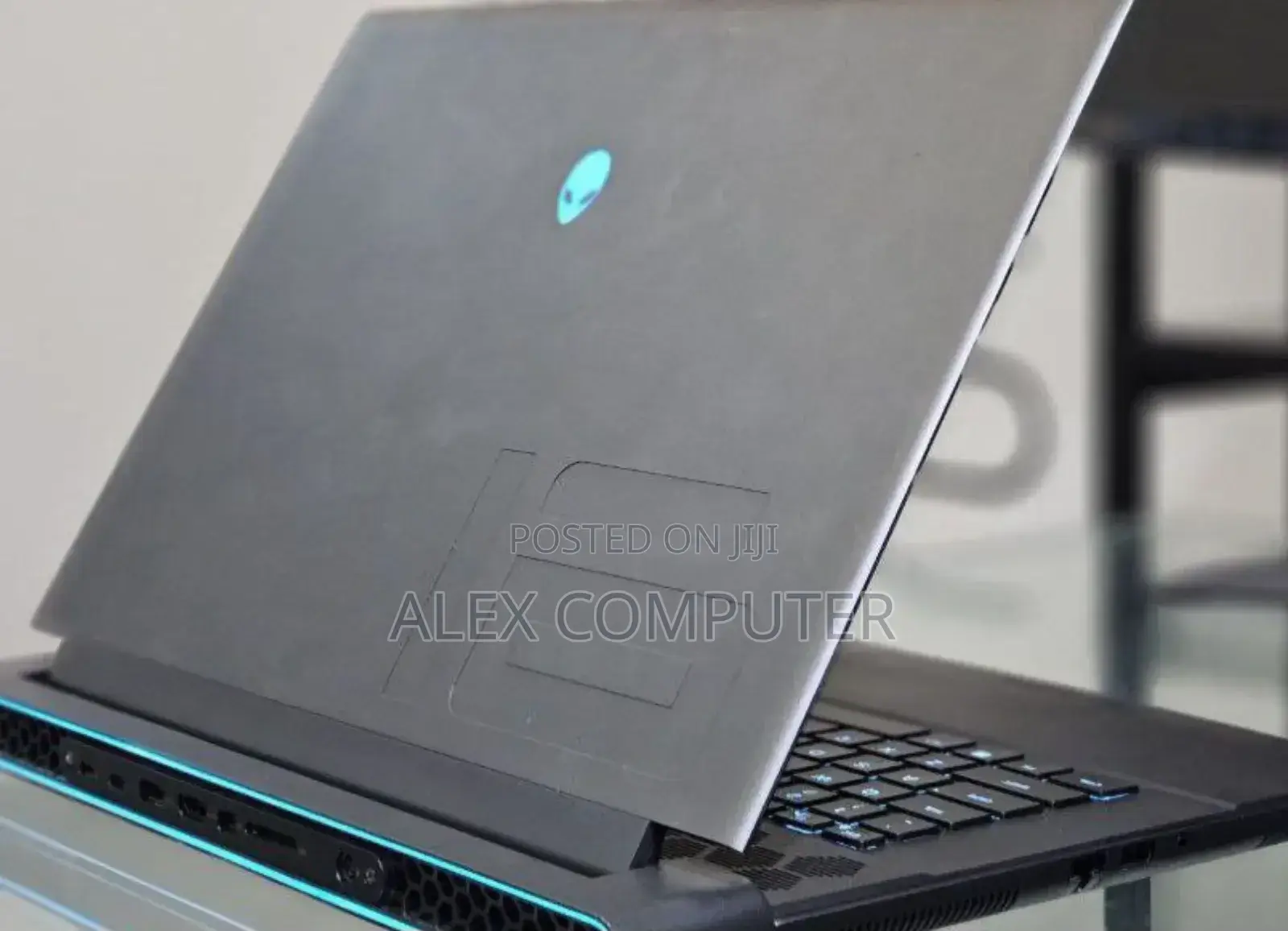 New Laptop Alienware Area-51m 16GB Intel Core I7 SSD 1T