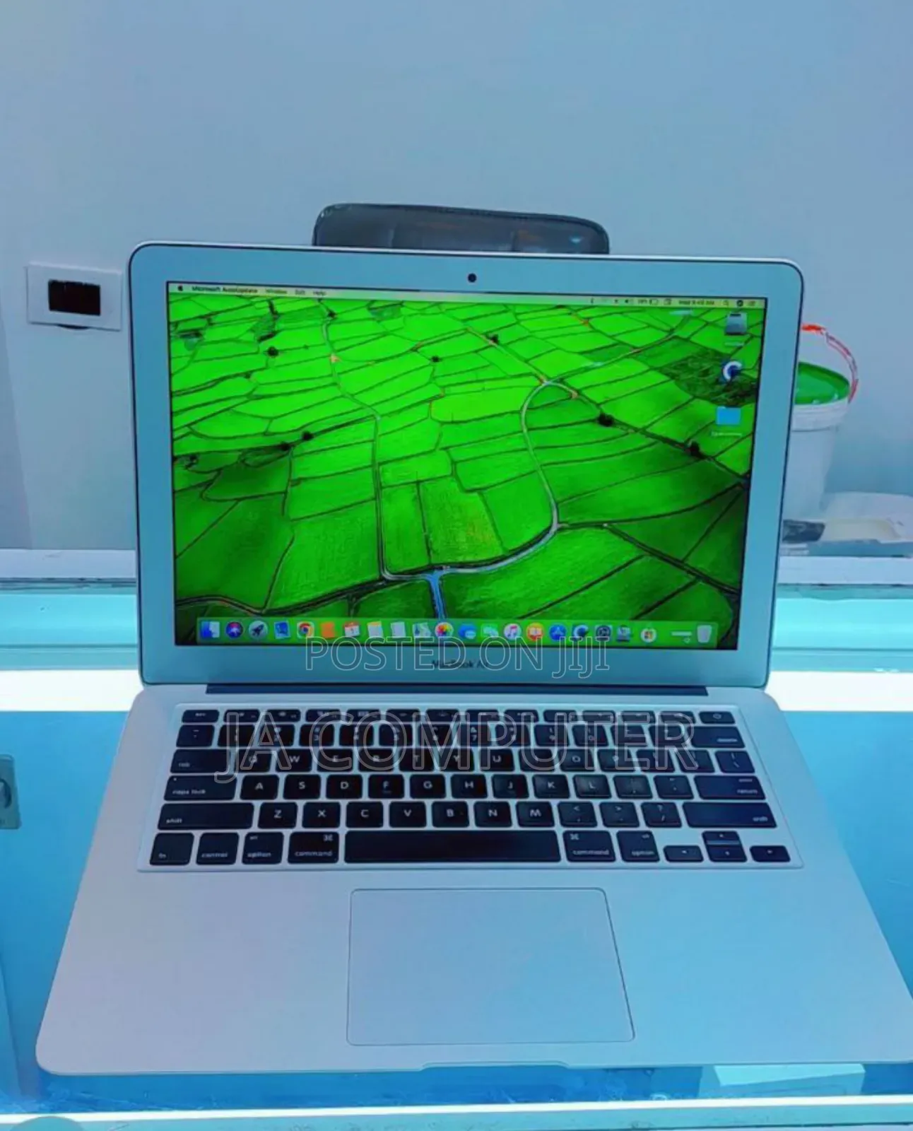 New Laptop Apple MacBook Air 2014 8GB Intel Core I5 SSD 128GB