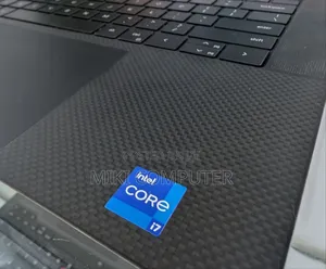 New Laptop Dell XPS 15 16GB Intel Core I7 SSD 512GB