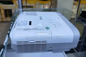 Brand New Epson Projector Has Remote Model Na