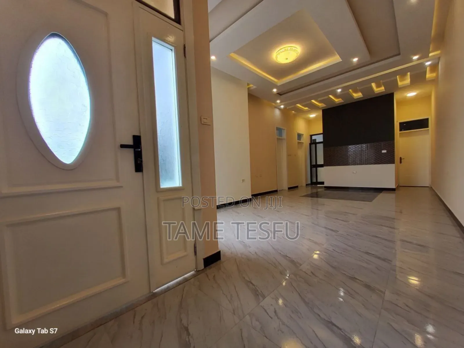 Furnished 3bdrm Villa in Summit አካባቢ Vila +ጫር, Bole for sale