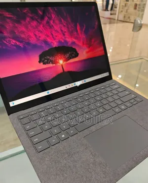 New Laptop Microsoft Surface Book 16GB Intel Core I7 SSD 512GB