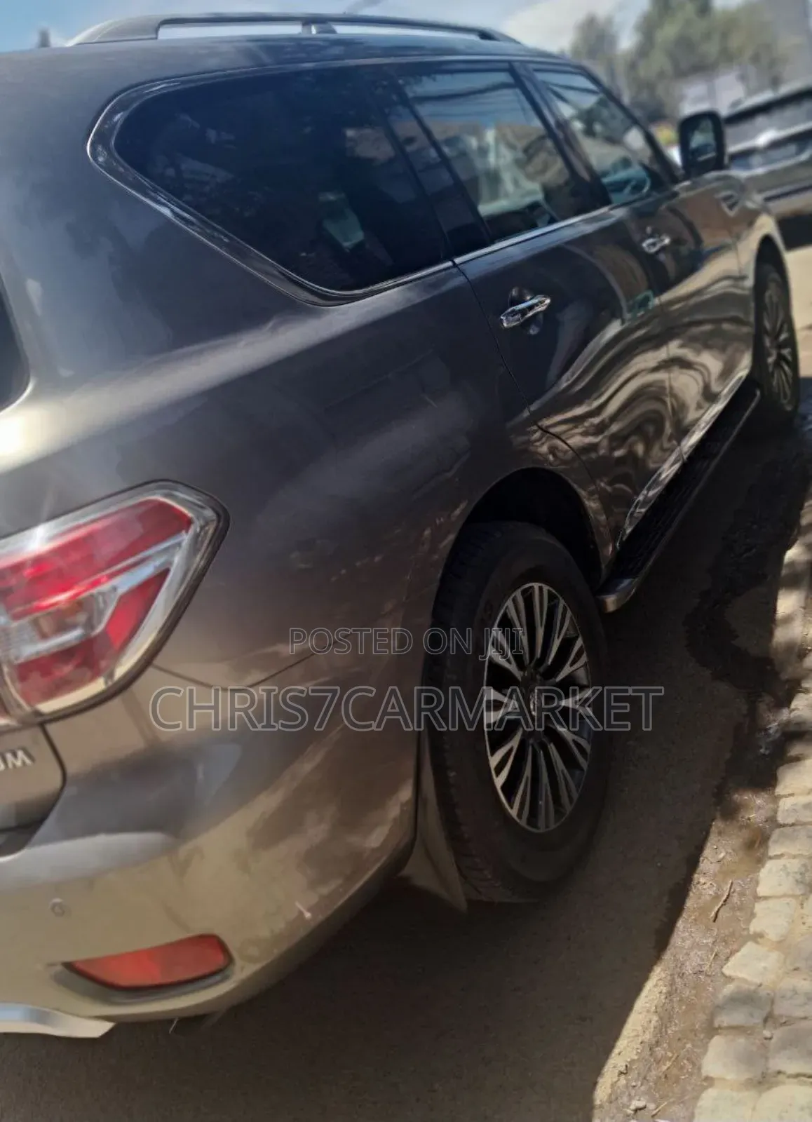 Nissan Patrol 2017 Gold