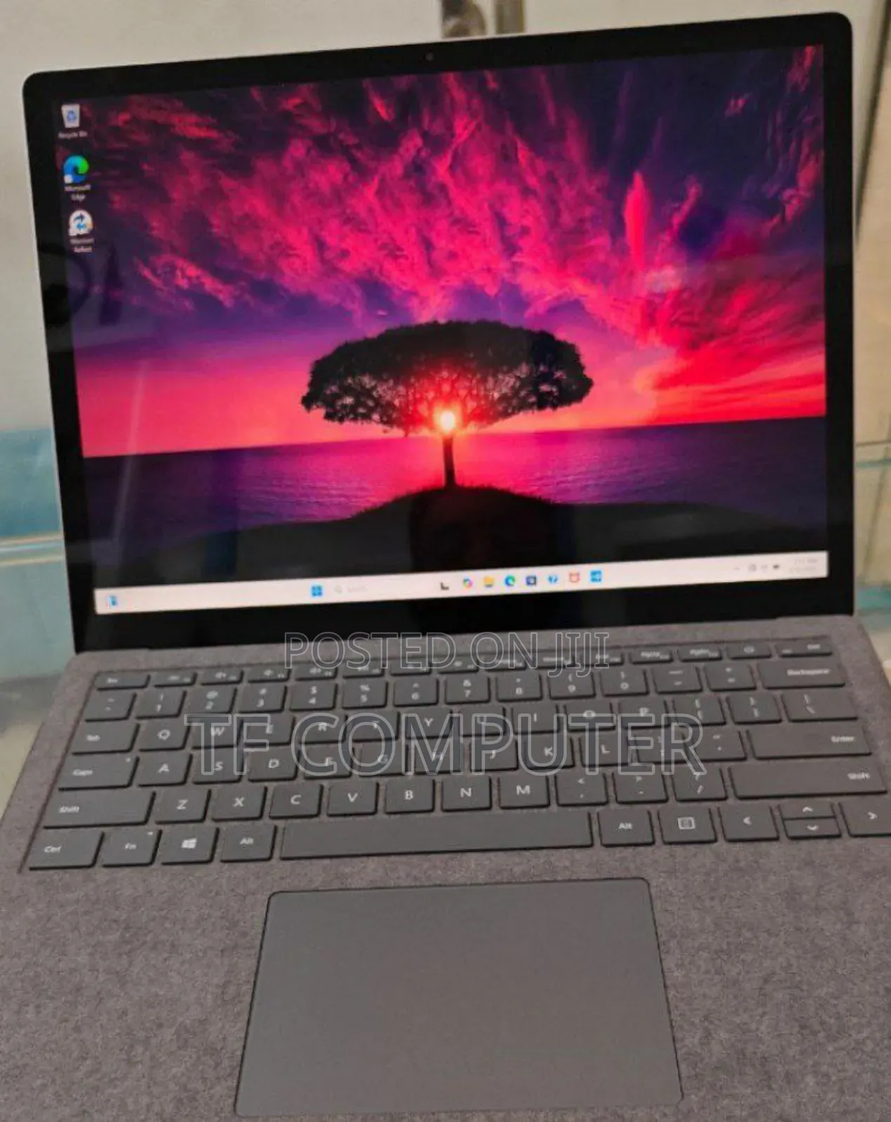 New Laptop Microsoft Surface 16GB Intel Core I7 SSD 512GB