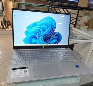New Laptop HP Pavilion 15 8GB Intel Core I7 SSD 1T
