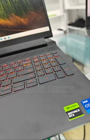 New Laptop Dell G15 5511 16GB Intel Core I7 SSD 1T