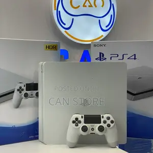 Playstation 4 Slim