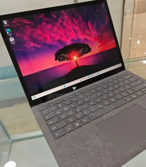 New Laptop Microsoft Surface Book 3 16GB Intel Core I7 SSD 512GB
