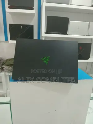 New Laptop Razer Blade 32GB Intel Core I7 SSD 1T