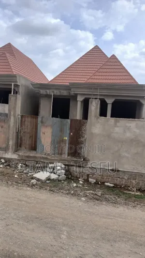3bdrm Villa in Summit 250M2, Bole for sale