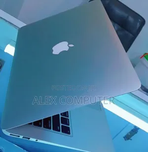 New Laptop Apple MacBook Air 2014 4GB Intel Core I5 SSD 128GB