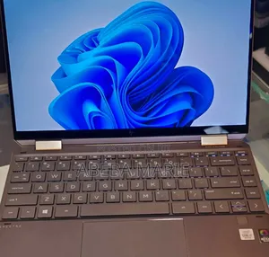 New Laptop HP Spectre X360 8GB Intel Core I7 SSD 512GB
