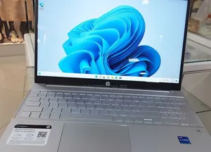 New Laptop HP Pavilion 15 8GB Intel Core I7 SSD 512GB