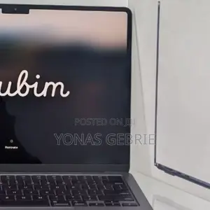 New Laptop Apple MacBook Air 2024 M3 13-Inch 8GB Apple M3 SSD 256GB