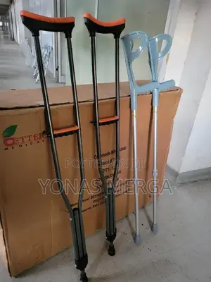 Crutches, Adult,Tall,5' 10"–6' 6"Pair of Lightweight, Height