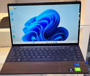New Laptop HP Envy 15 16GB Intel Core I7 SSD 1T
