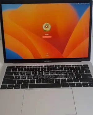 New Laptop Apple MacBook Pro 2017 8GB Intel Core I5 SSD 128GB
