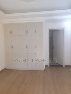 3bdrm Apartment in Apartment  Compound , Yeka for rent