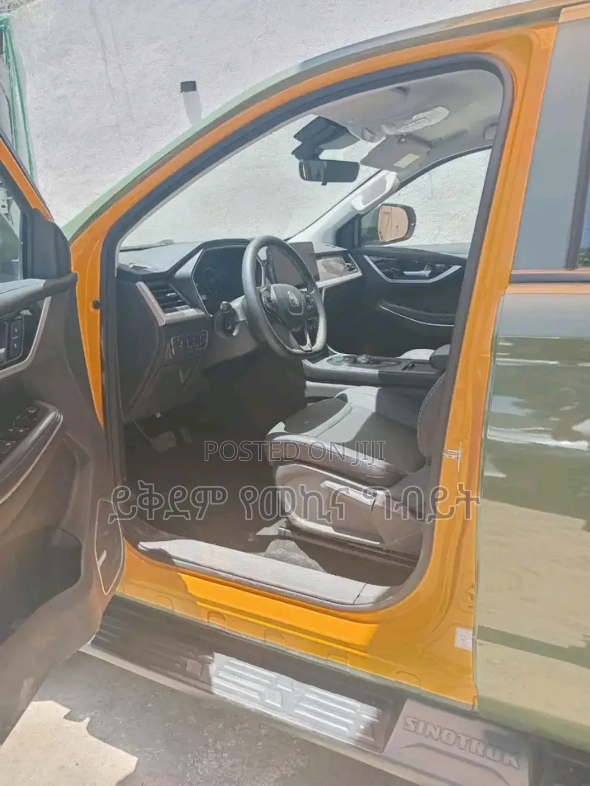 New Sinotruk Howo 2023 Green