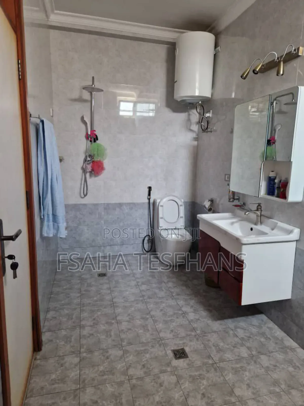 3bdrm Apartment in Apartment For Rent, Yeka for rent