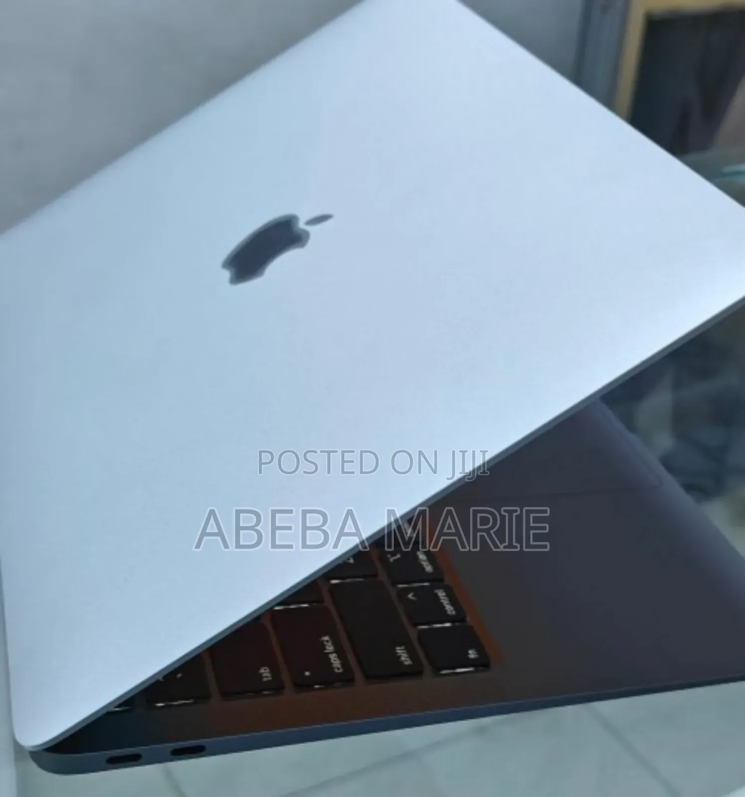 New Laptop Apple MacBook Air 2020 8GB Intel Core I5 SSD 256GB