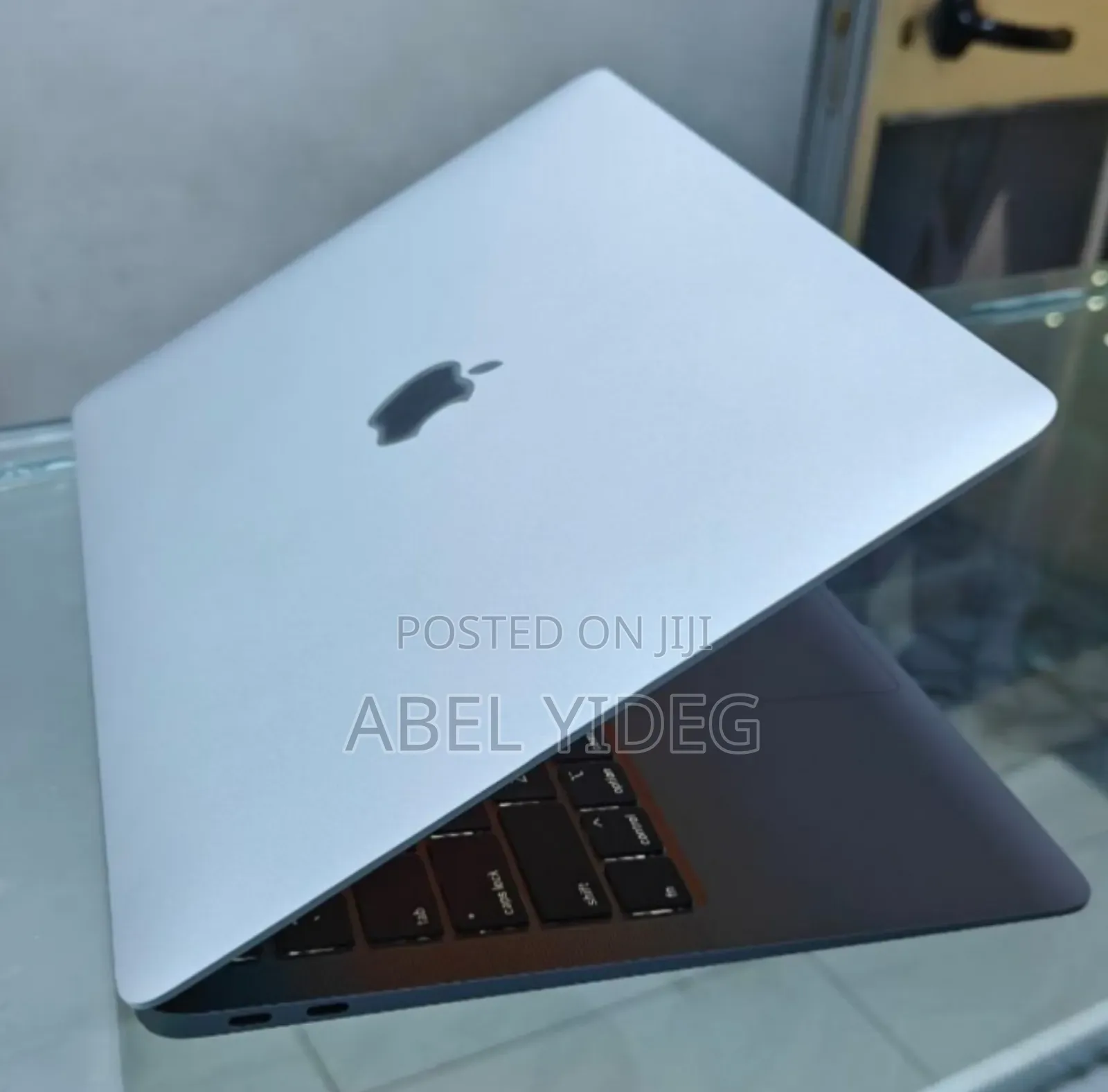 New Laptop Apple MacBook Air 2020 8GB Intel Core I5 SSD 256GB