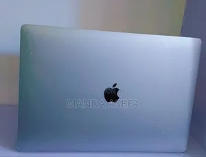 New Laptop Apple MacBook Pro 2017 16GB Intel Core I7 SSD 512GB