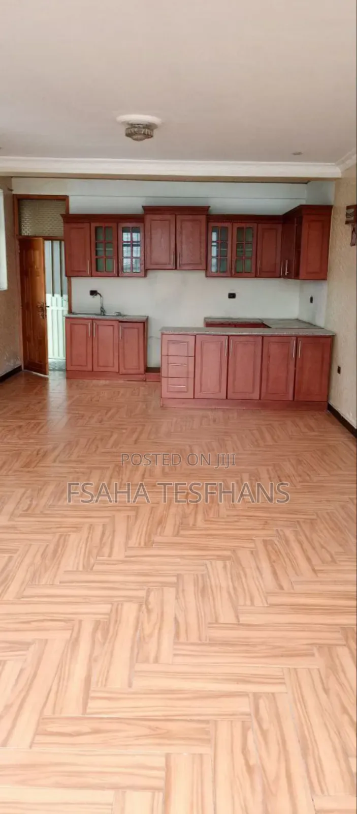 Furnished 5bdrm House in G+2 House Guest For, Yeka for rent