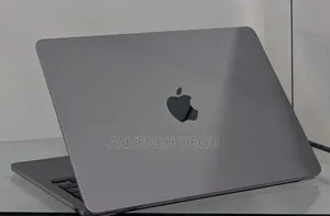 New Laptop Apple MacBook Air 2024 M3 13-Inch 8GB Apple M3 SSD 256GB
