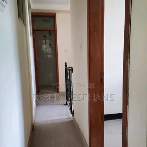 4bdrm Villa in Villa, Yeka for rent