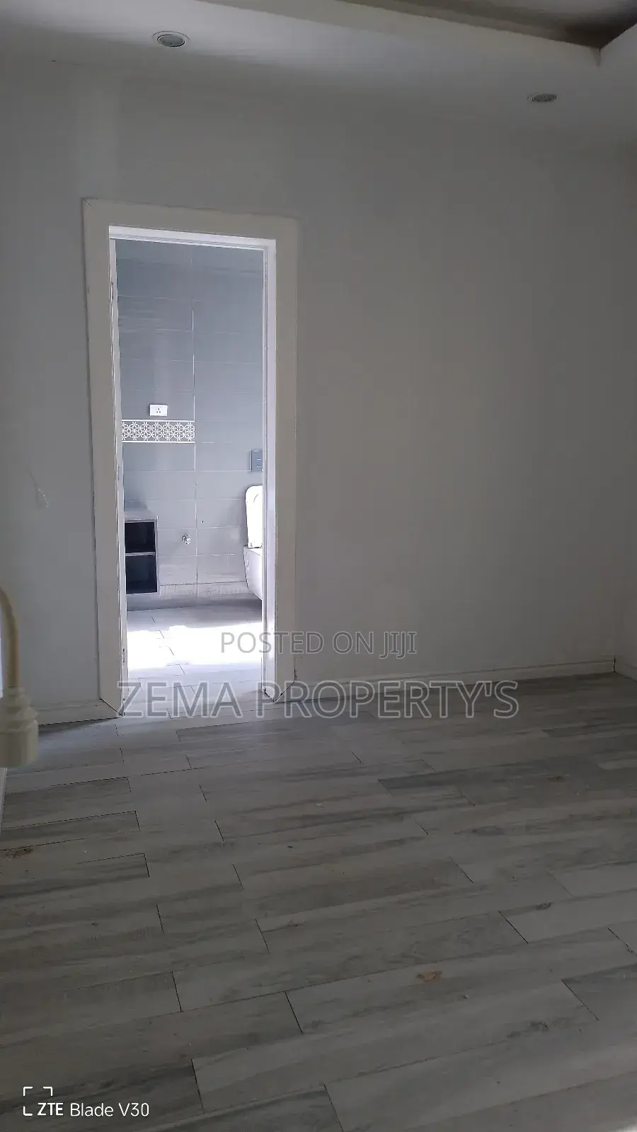 3bdrm Apartment in Zema, Kirkos for rent