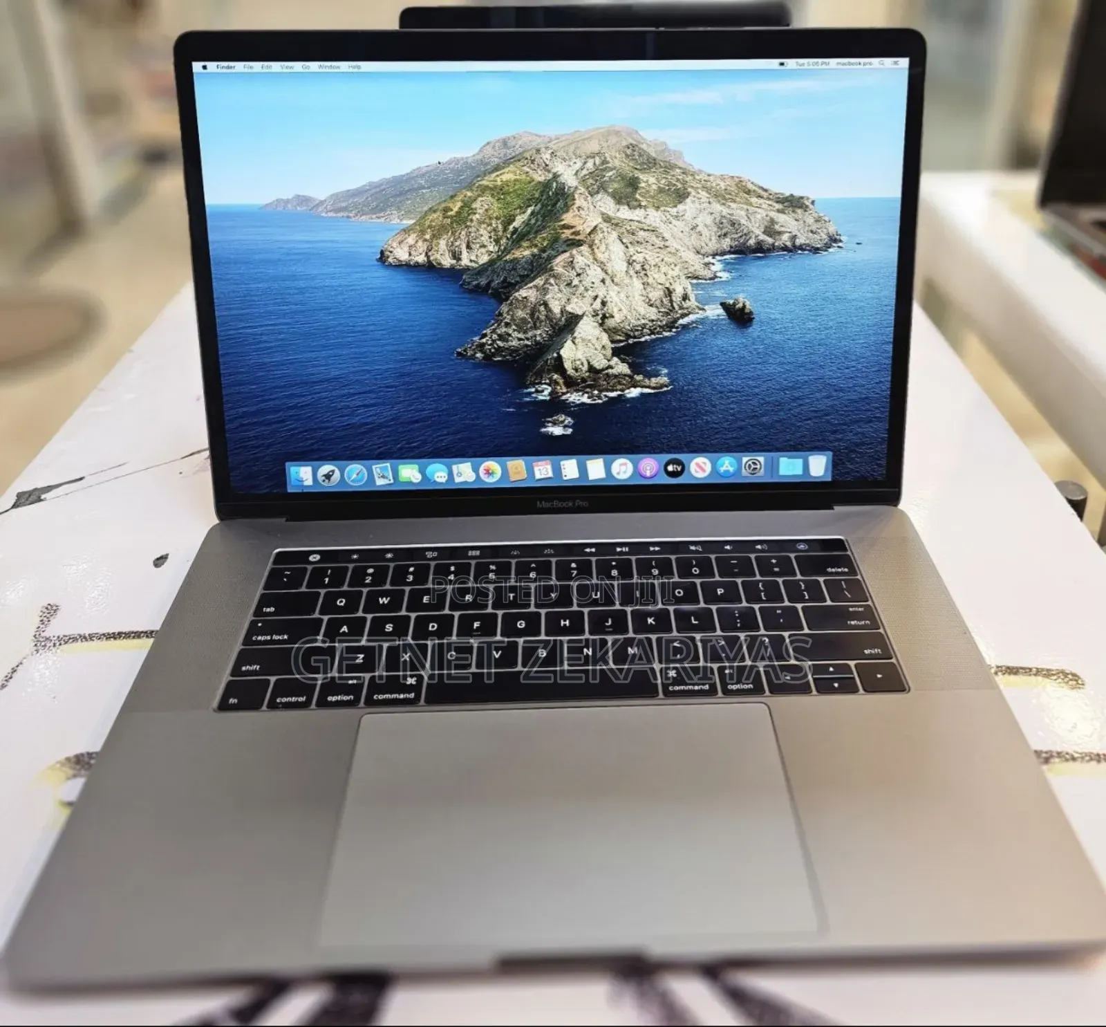 New Laptop Apple MacBook Pro 2016 16GB Intel Core I7 SSD 512GB
