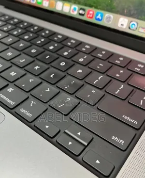New Laptop Apple MacBook Pro 2021 M1 16GB Apple M1 Pro SSD 1T