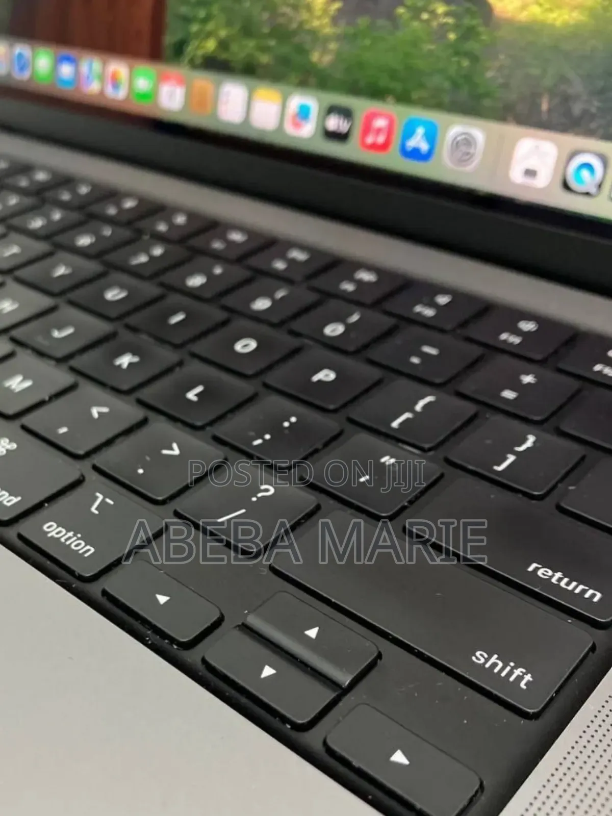 New Laptop Apple MacBook Pro M1 16GB Apple M1 Pro SSD 1T