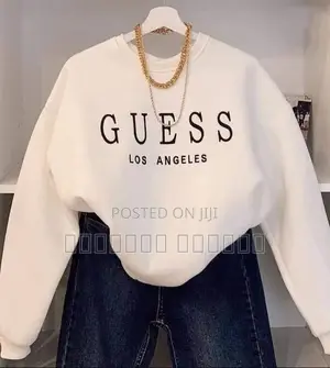 Cozy Up in Style – Sweatshirt Sale on Now!