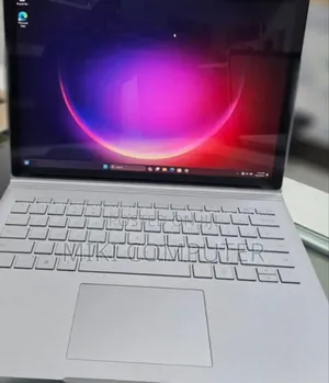 New Laptop Microsoft Surface 16GB Intel Core I7 SSD 256GB