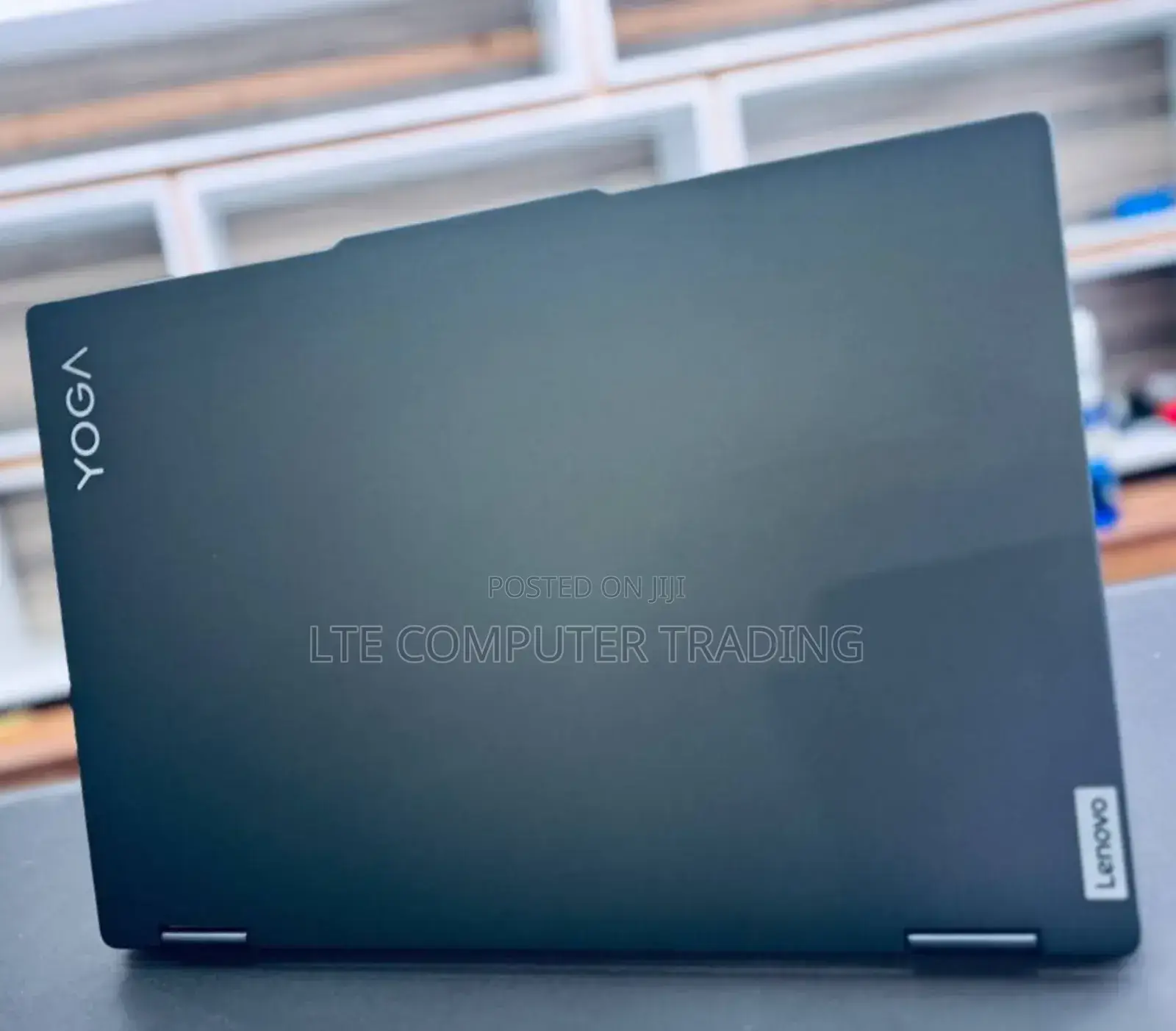 New Laptop Lenovo Yoga 7i 16GB Intel Core I7 SSD 512GB