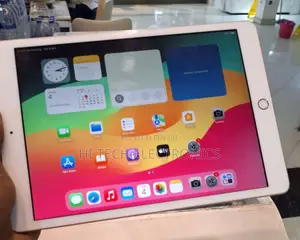 New Apple iPad 10.2 (2021) 128 GB Silver